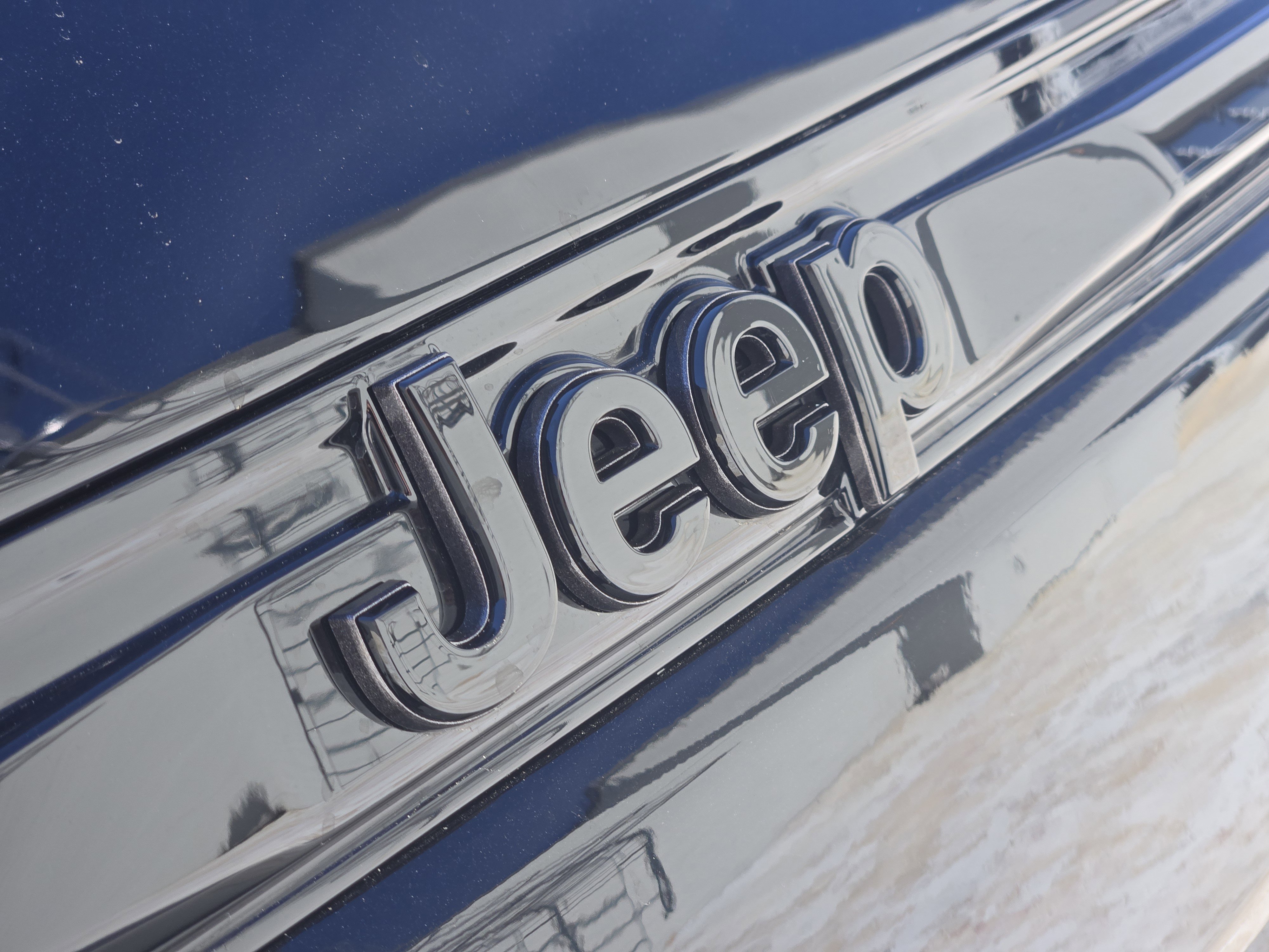 New 2026 Jeep Grand Cherokee Altitude image 7