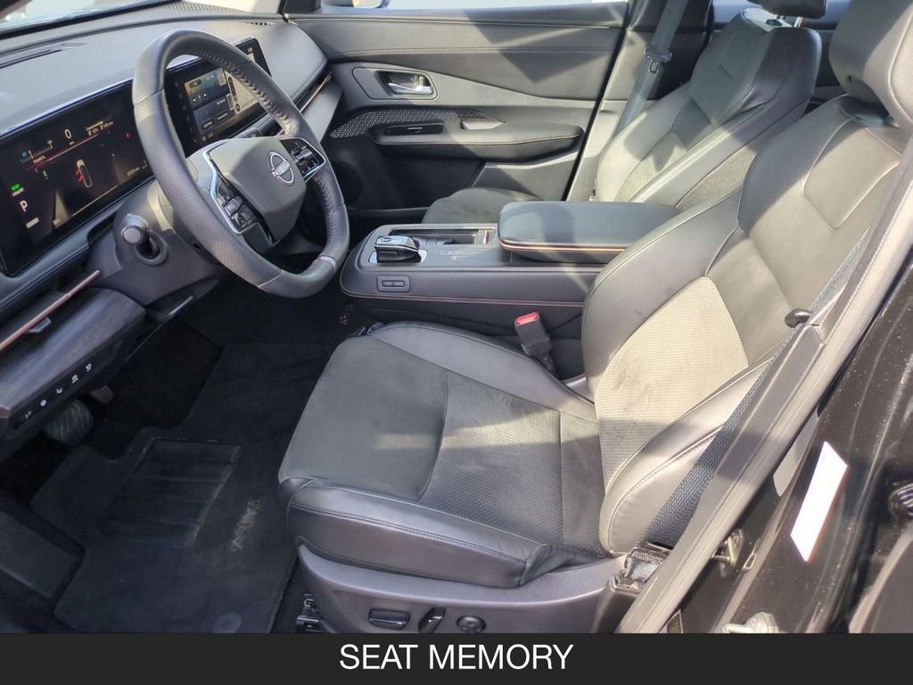 Used 2023 Nissan Ariya FWD image 14