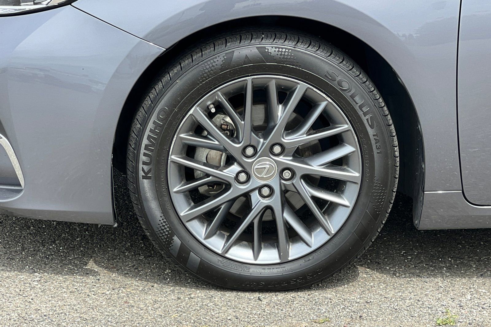 Used 2018 Lexus ES 350 w/ Navigation System Package FWD image 11