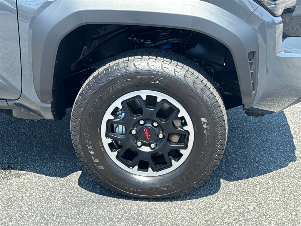 New 2025 Toyota Tacoma TRD Off-Road image 12