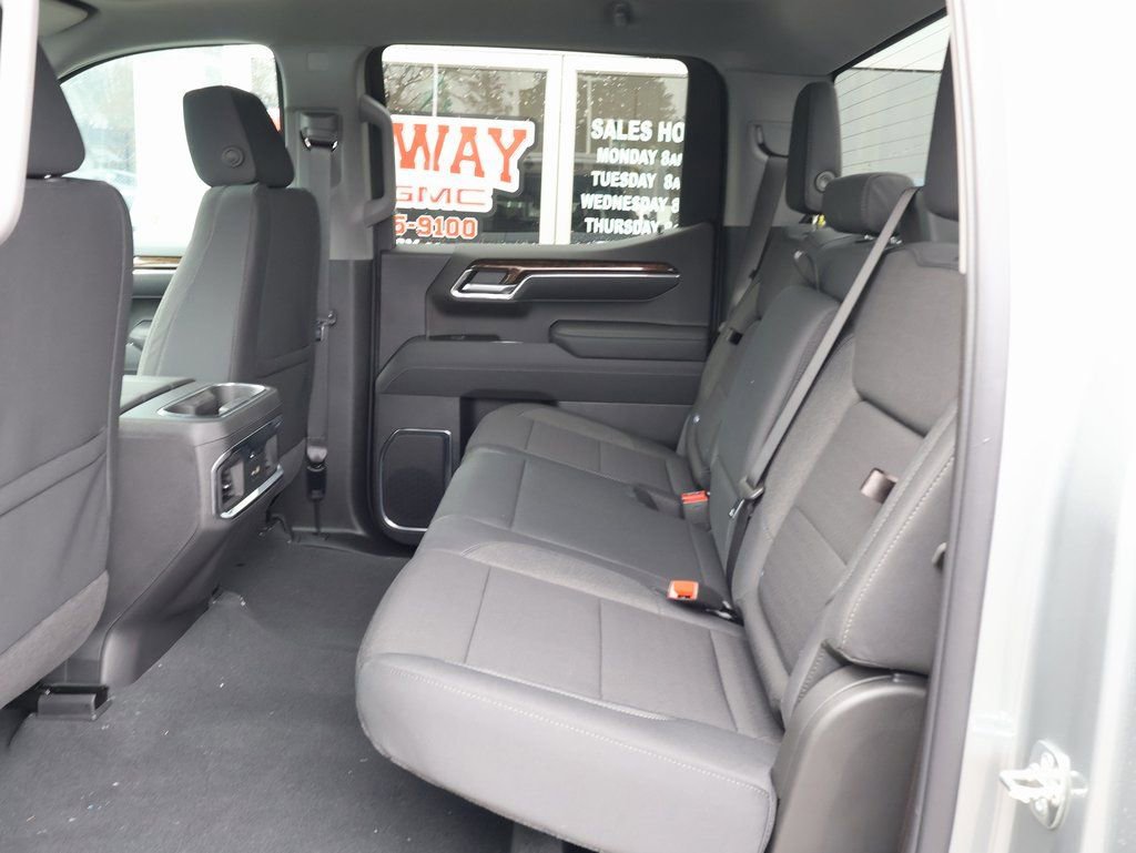 New 2026 GMC Sierra 1500 Elevation w/ LPO, Elevation Black Package image 26