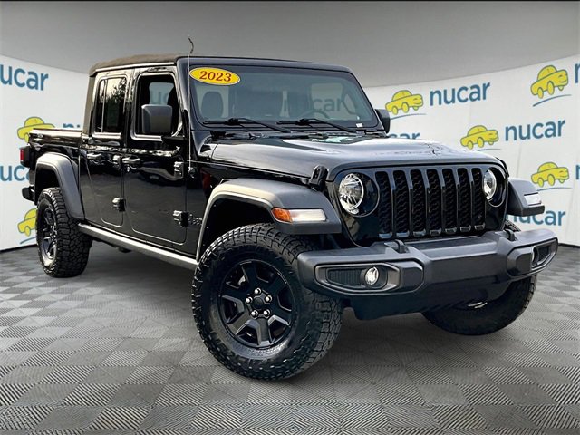 Used 2023 Jeep Gladiator Sport