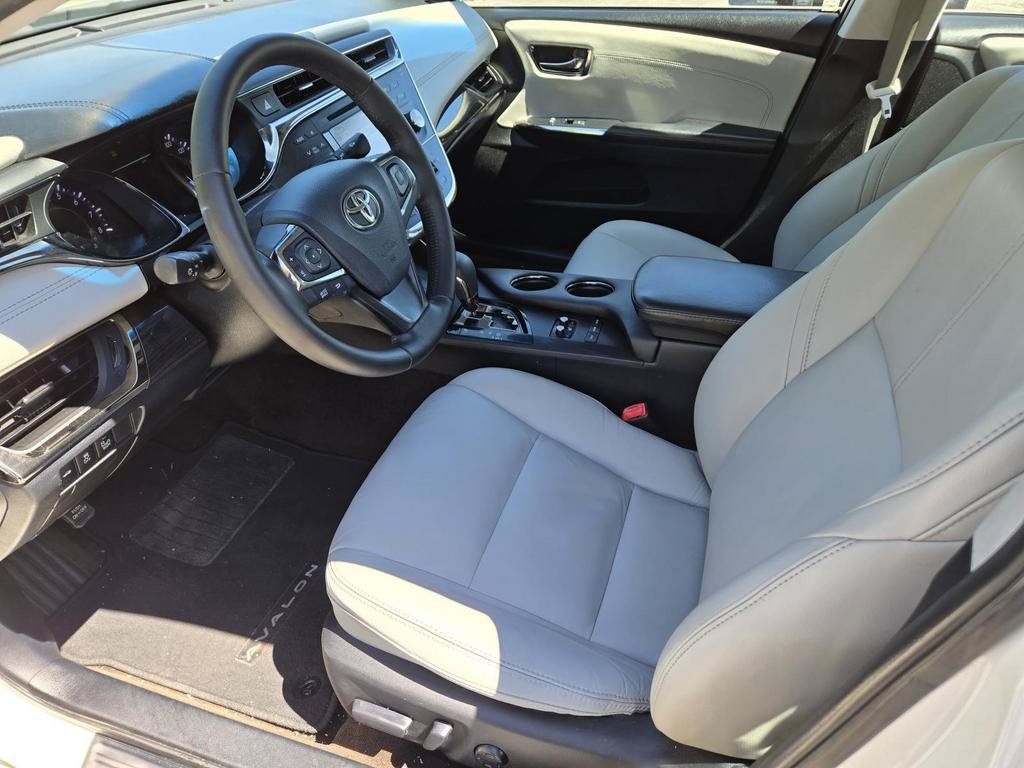 Used 2014 Toyota Avalon XLE Touring FWD image 14