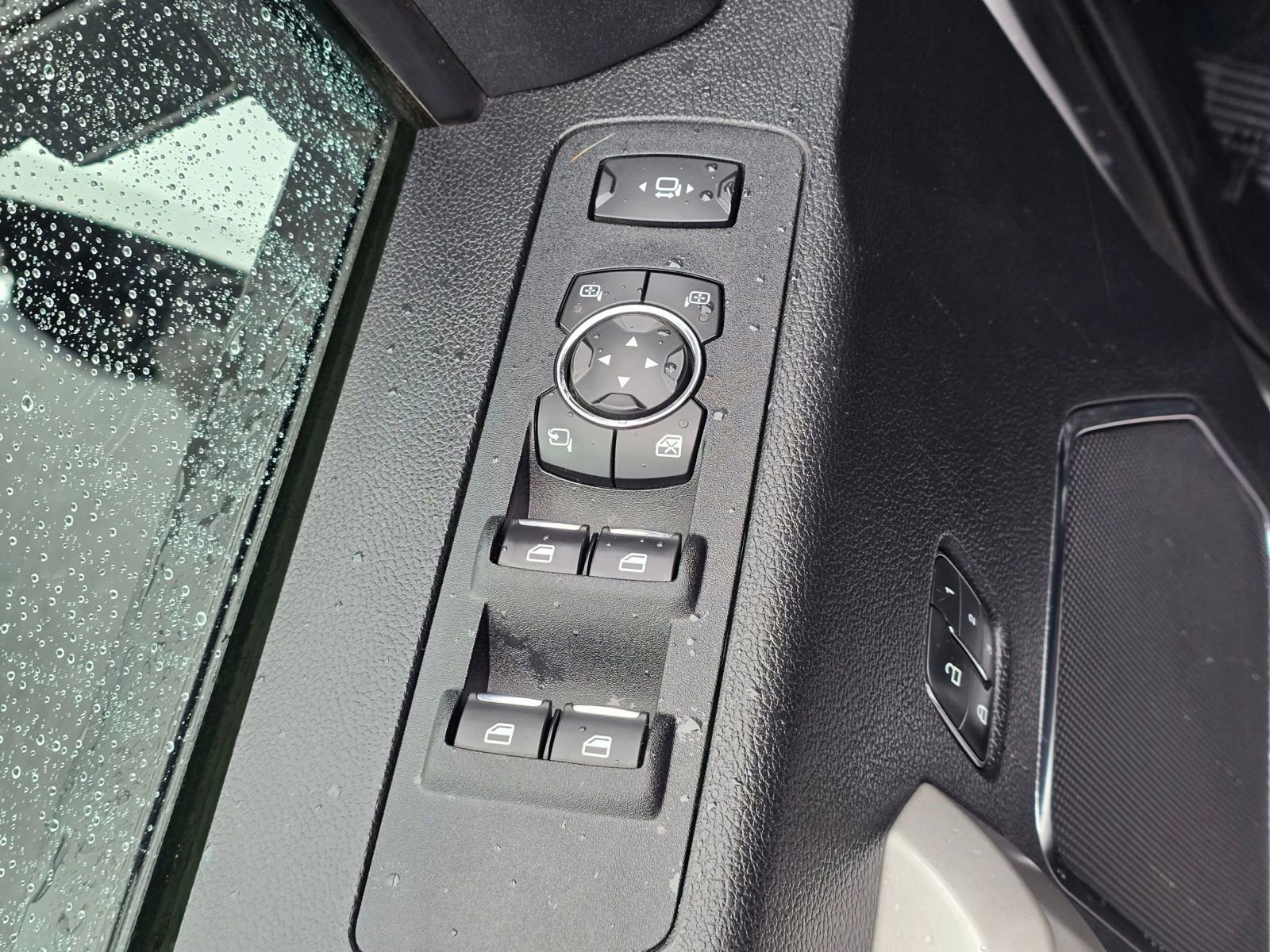 Used 2019 Ford F250 Lariat w/ Lariat Value Package AWD/4WD image 22