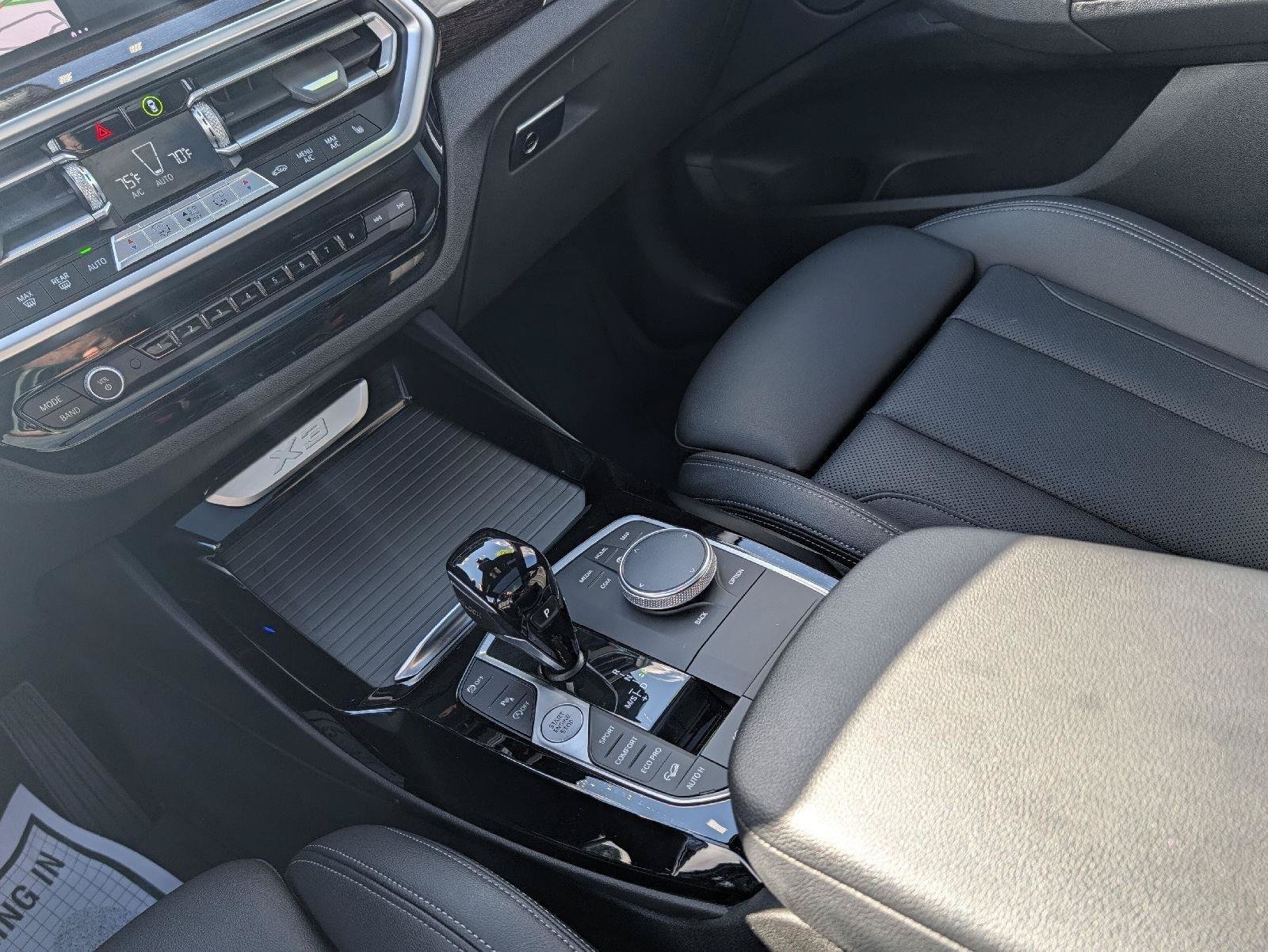 Used 2022 BMW X3 xDrive30i w/ Convenience Package w/ZPA AWD/4WD image 18