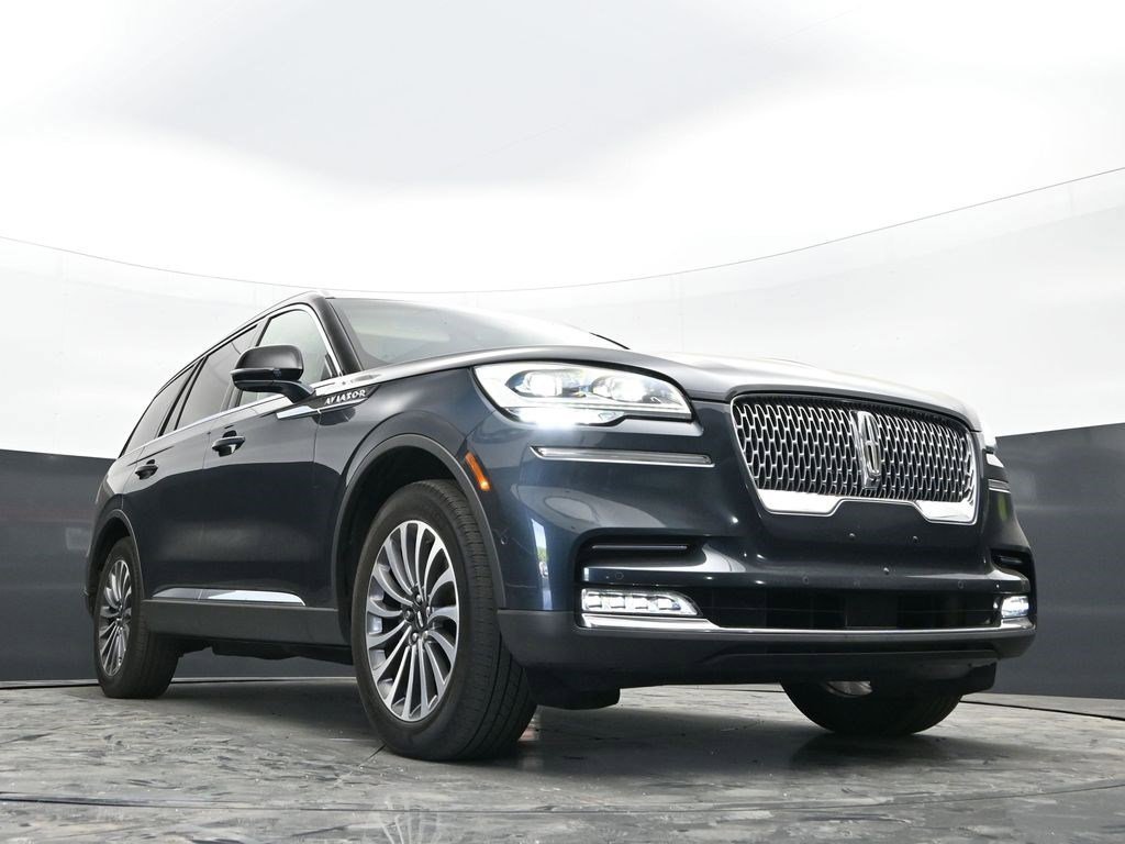 Used 2023 Lincoln Aviator Reserve w/ Equipment Group 201A AWD/4WD image 30