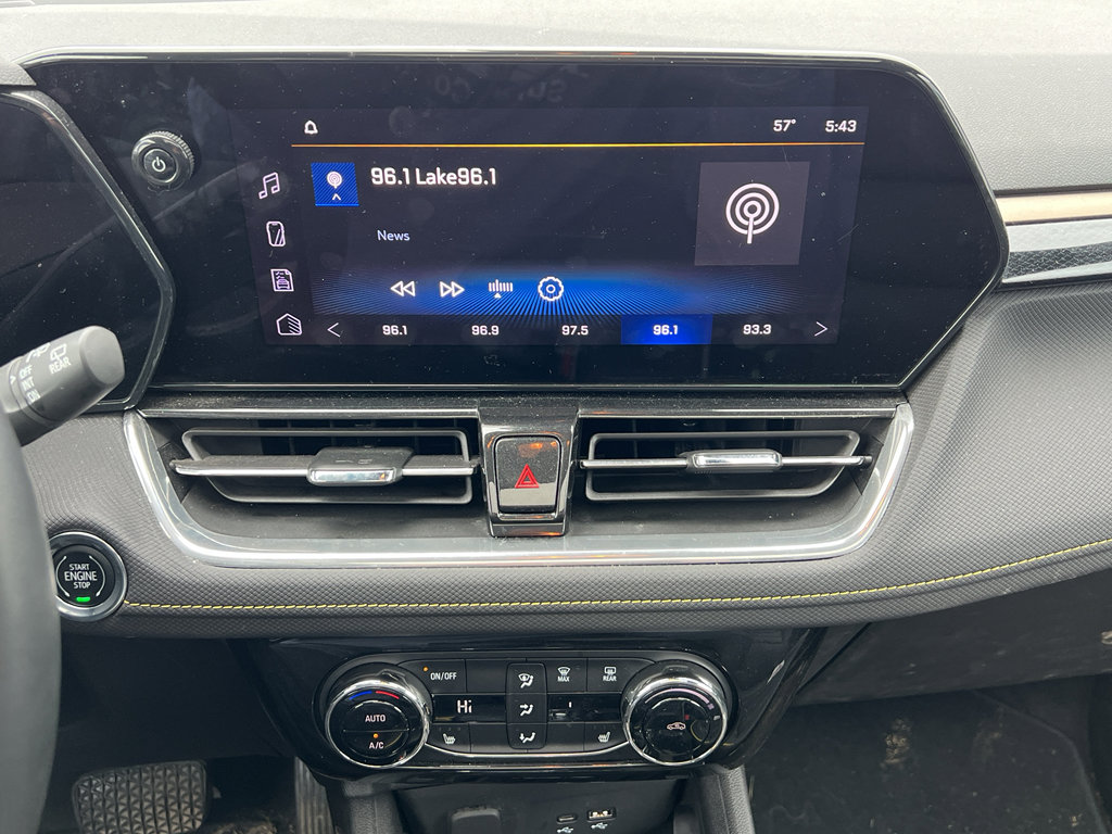 Used 2025 Chevrolet TrailBlazer ACTIV w/ Convenience Package image 12