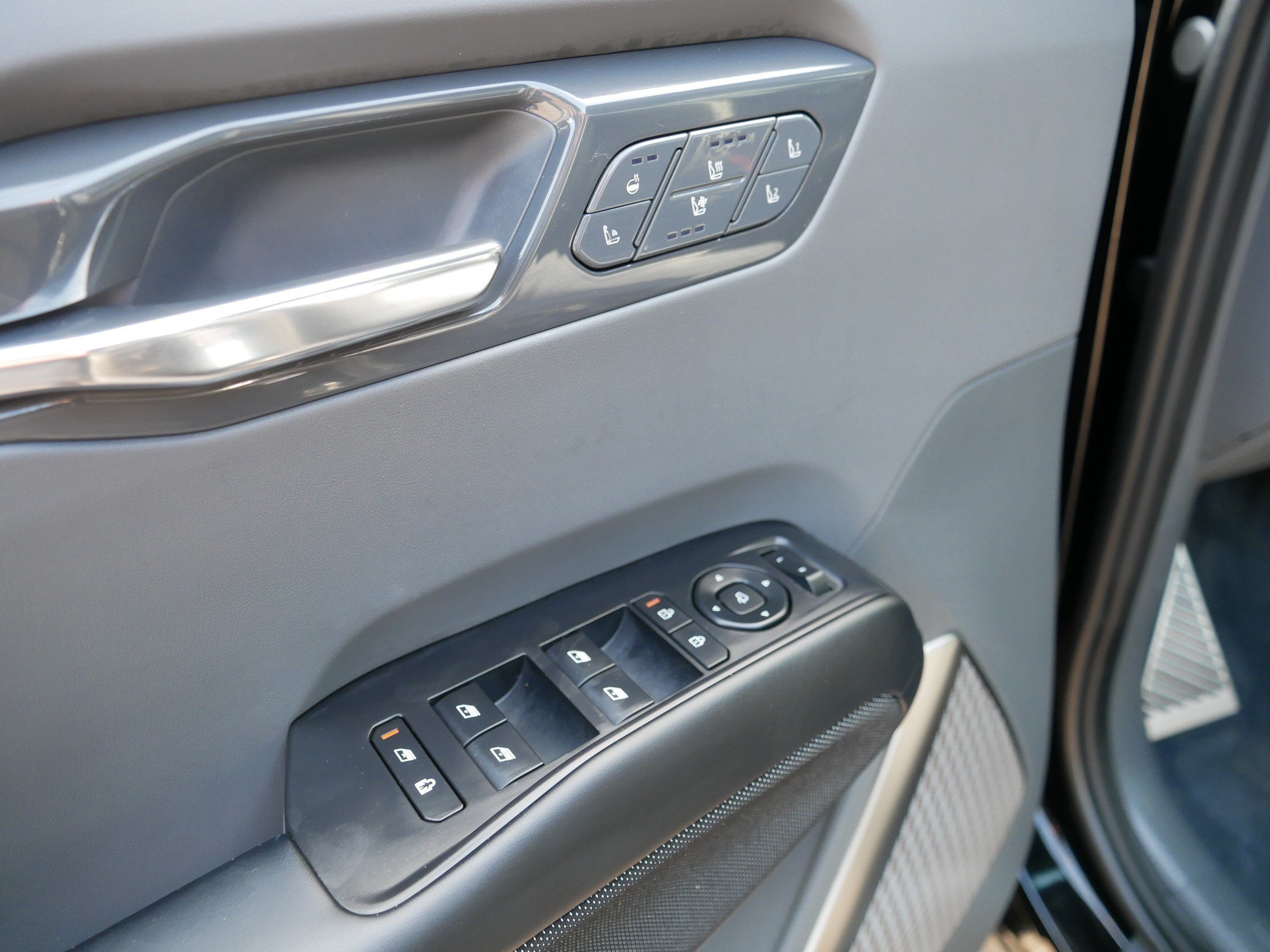 Certified 2024 Kia EV9 GT-Line AWD/4WD image 19
