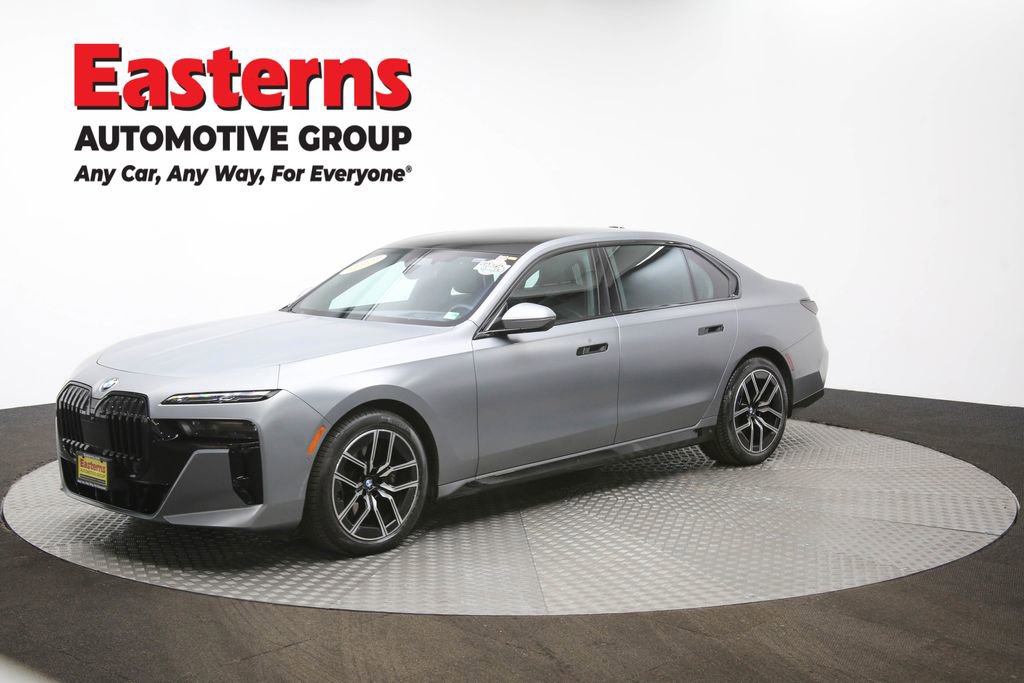 Used 2023 BMW 740i w/ Executive Package image 60