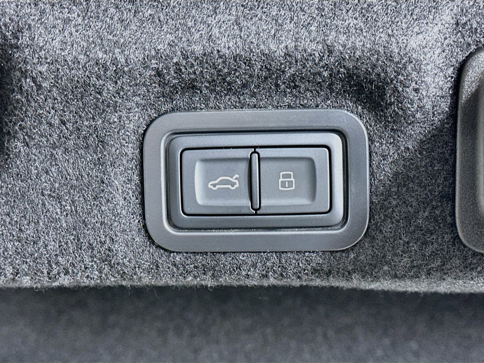 New 2026 Audi A6 Premium Plus AWD/4WD image 40