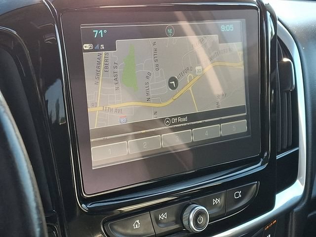 Used 2019 Chevrolet Traverse Premier w/ LPO, Blackout Package AWD/4WD image 3