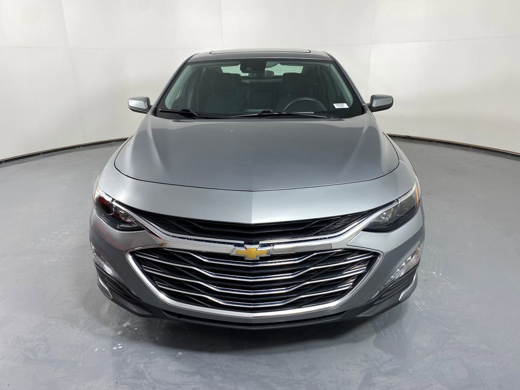 Used 2024 Chevrolet Malibu LT image 2