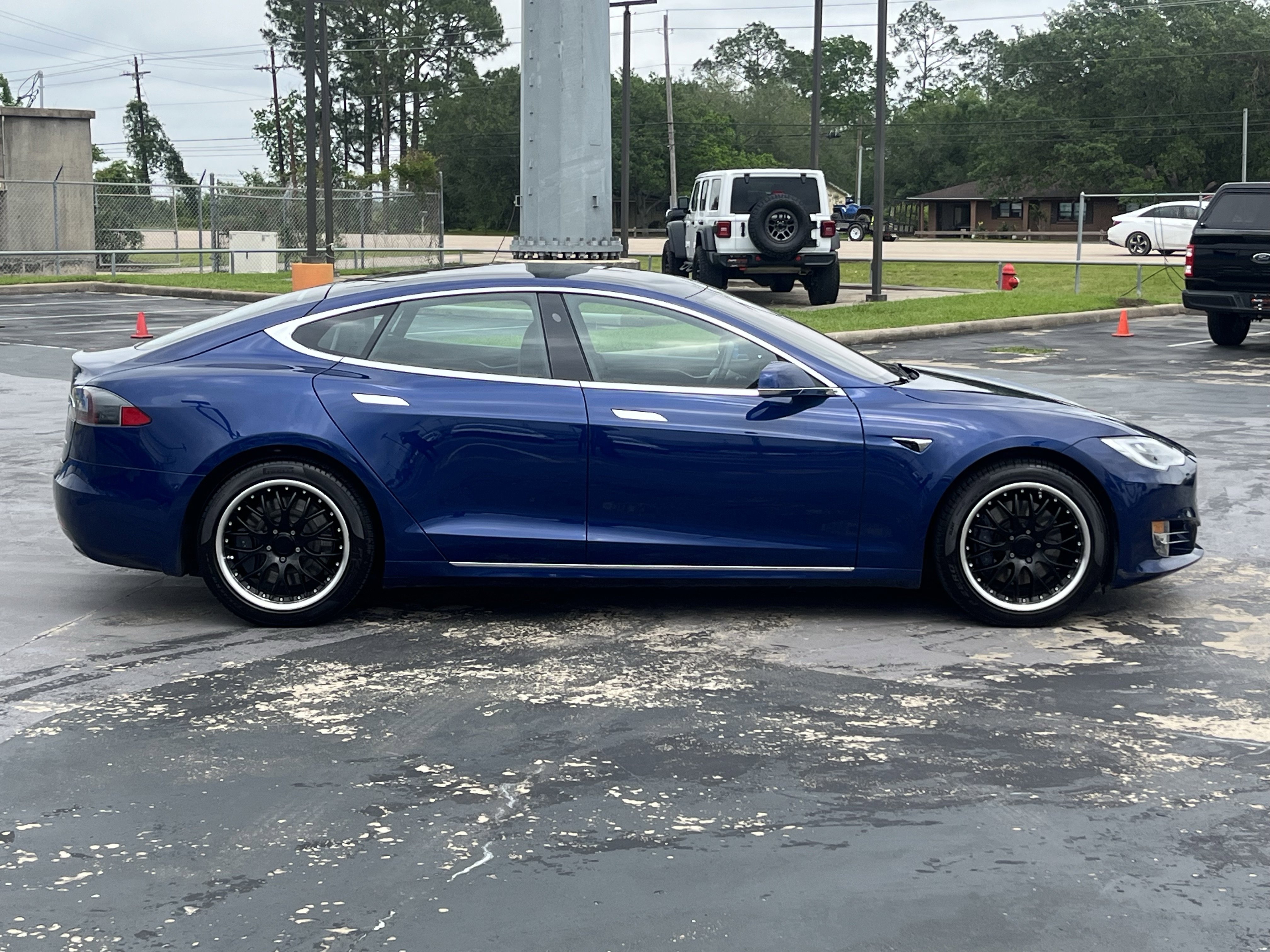 Used 2020 Tesla Model S Long Range AWD/4WD image 10