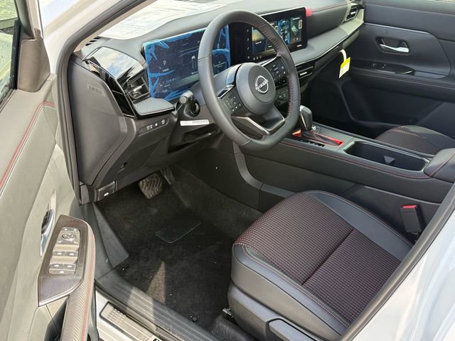 New 2026 Nissan Kicks SR w/ Illumination Package FWD image 9