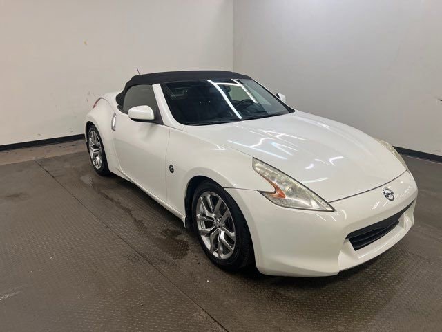 Used 2012 Nissan 370Z Roadster image 1