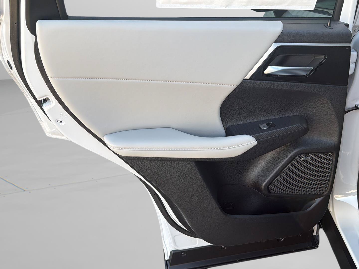 New 2026 Mitsubishi Outlander SE AWD/4WD image 29