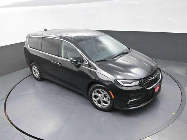 Used 2024 Chrysler Pacifica Limited image 21