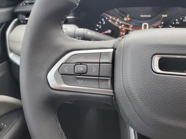 New 2025 Jeep Compass Limited image 16