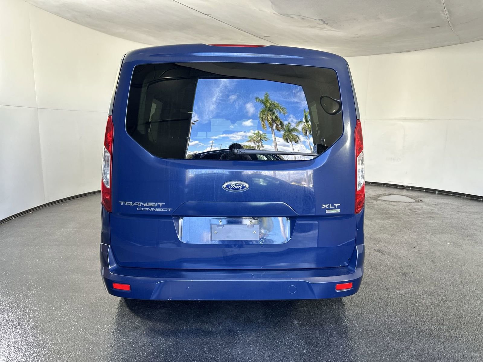 Used 2016 Ford Transit Connect XLT image 10