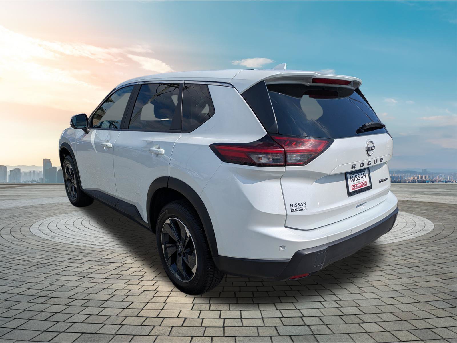Used 2024 Nissan Rogue SV AWD/4WD image 7