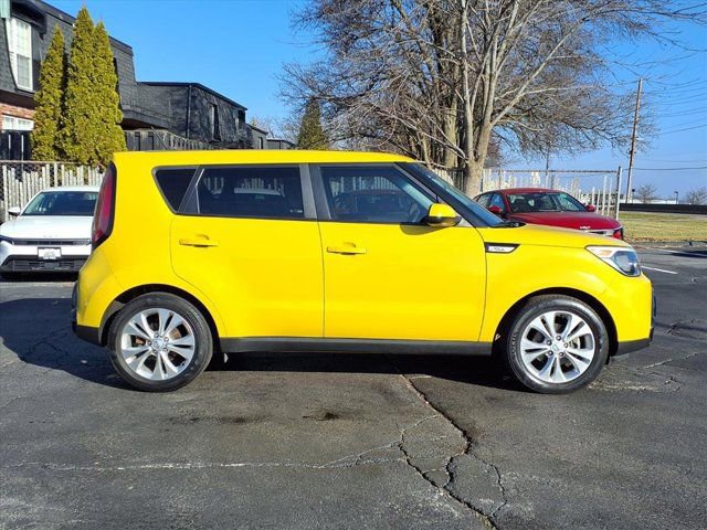 Used 2016 Kia Soul + image 30
