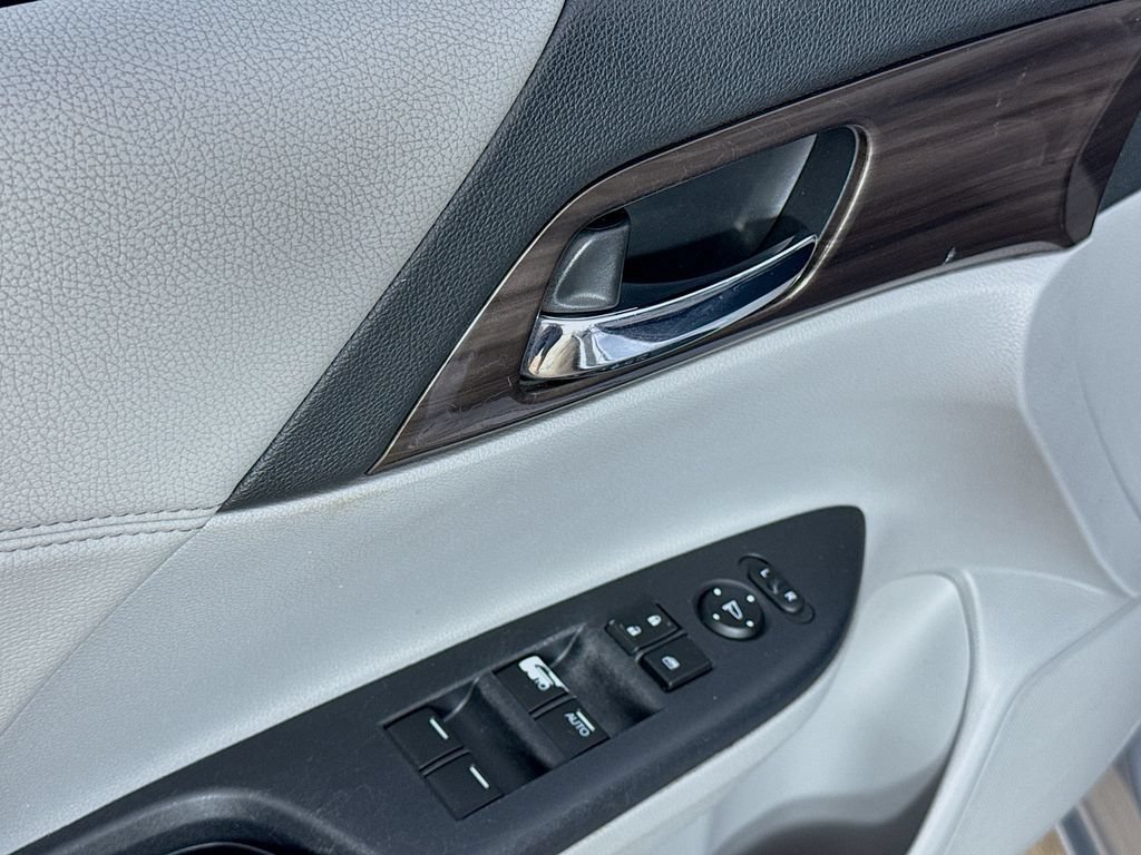 Used 2017 Honda Accord EX image 20