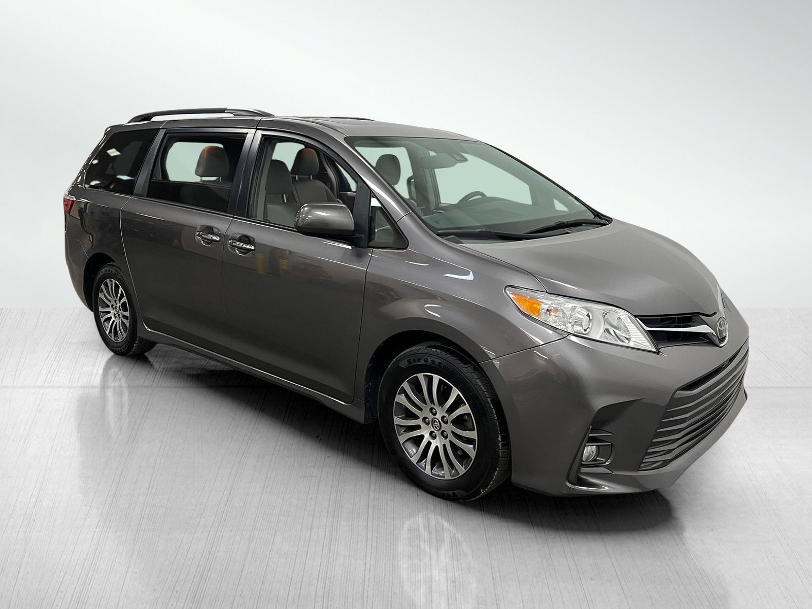 Used 2019 Toyota Sienna XLE