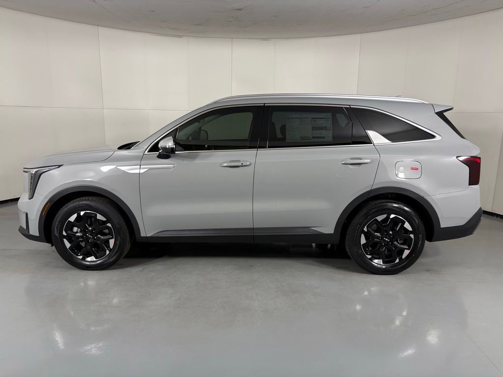 New 2026 Kia Sorento S image 5