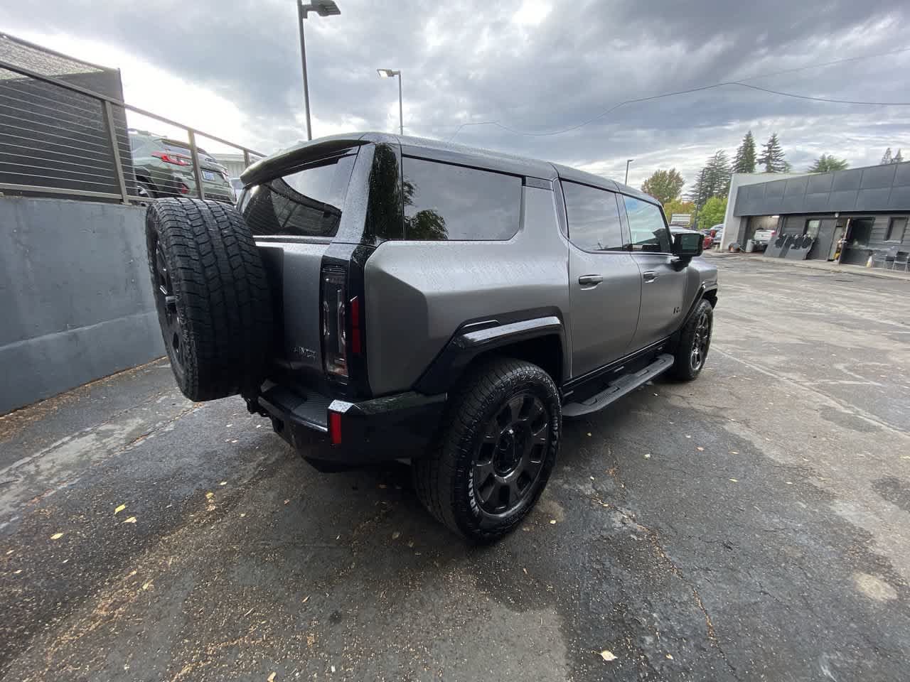 Used 2026 GMC Hummer EV 3X w/ Carbon Fiber Edition Package AWD/4WD image 6