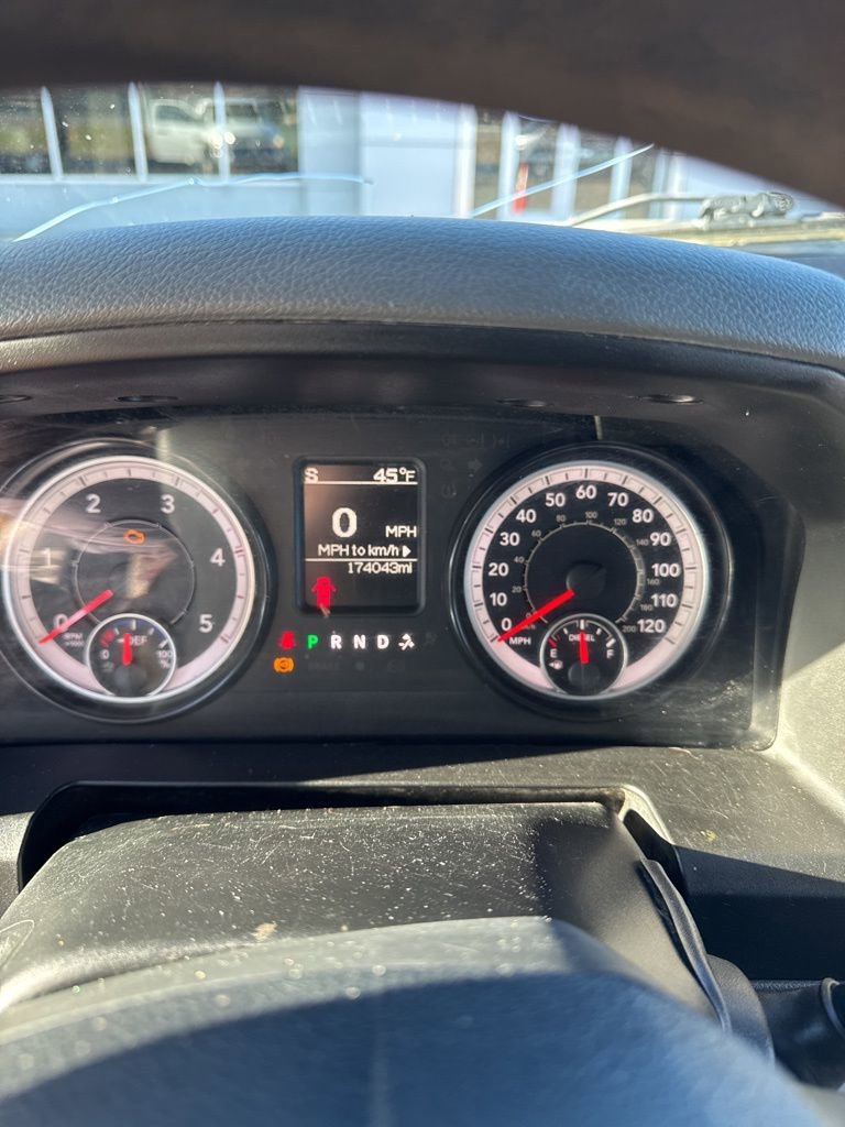 Used 2018 RAM 5500 Tradesman w/ Power & Remote Entry Group image 6