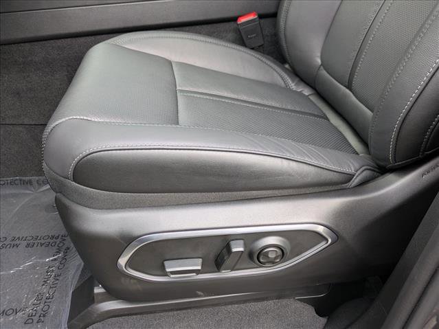 New 2025 Jeep Wagoneer Series II w/ Convenience Group I image 4