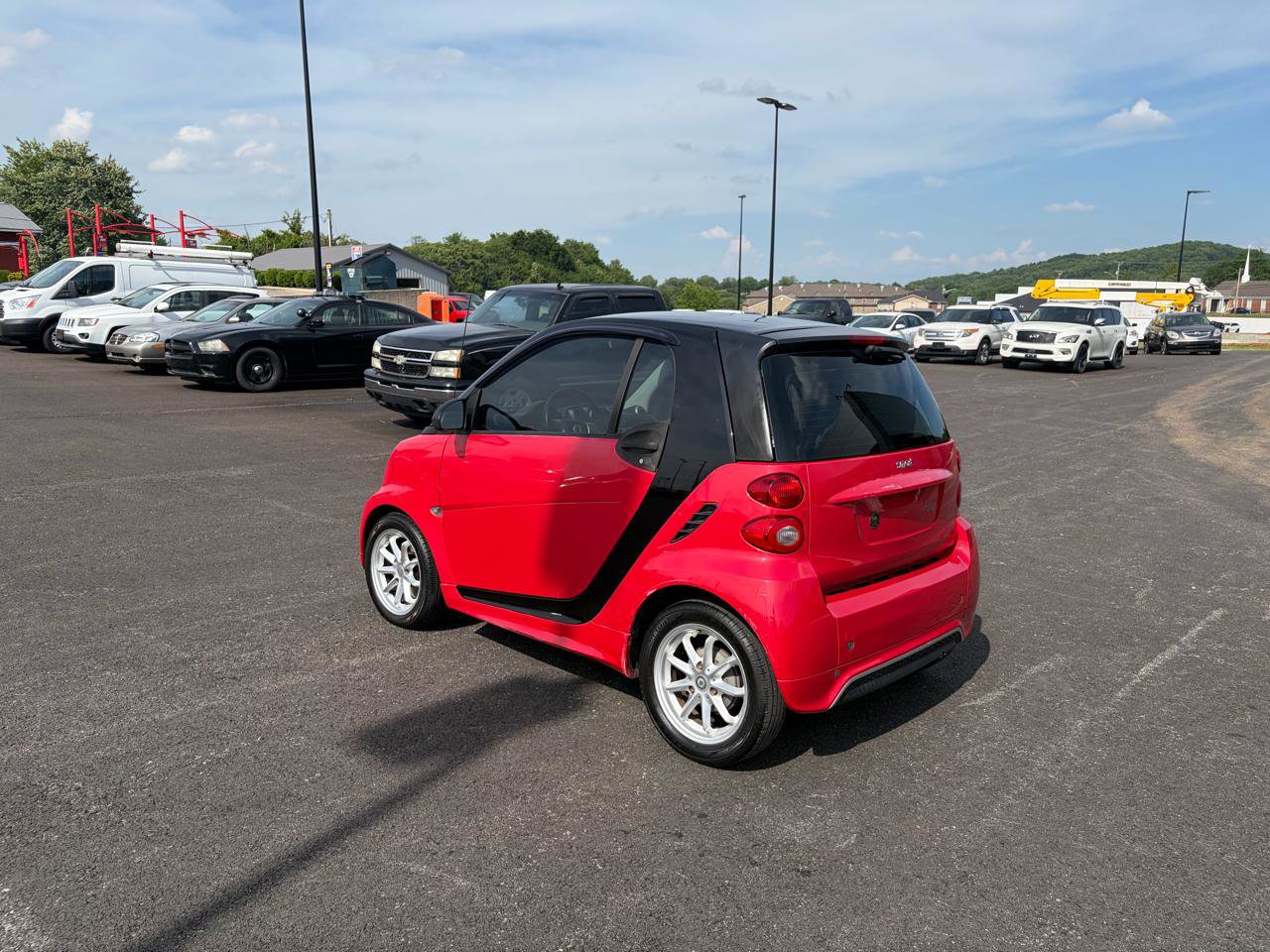 Used 2015 smart fortwo passion RWD image 3