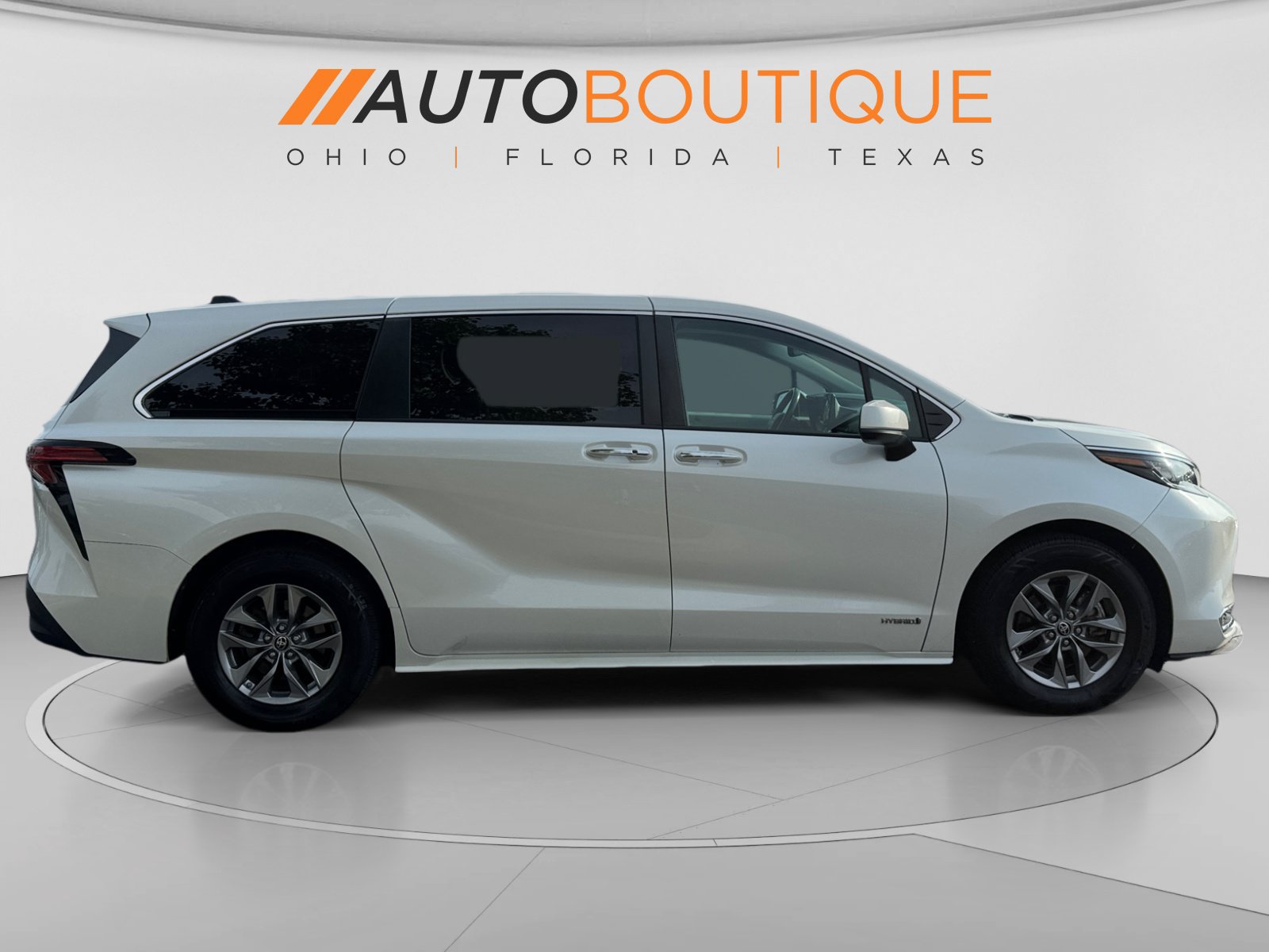 Used 2021 Toyota Sienna XLE AWD/4WD image 7