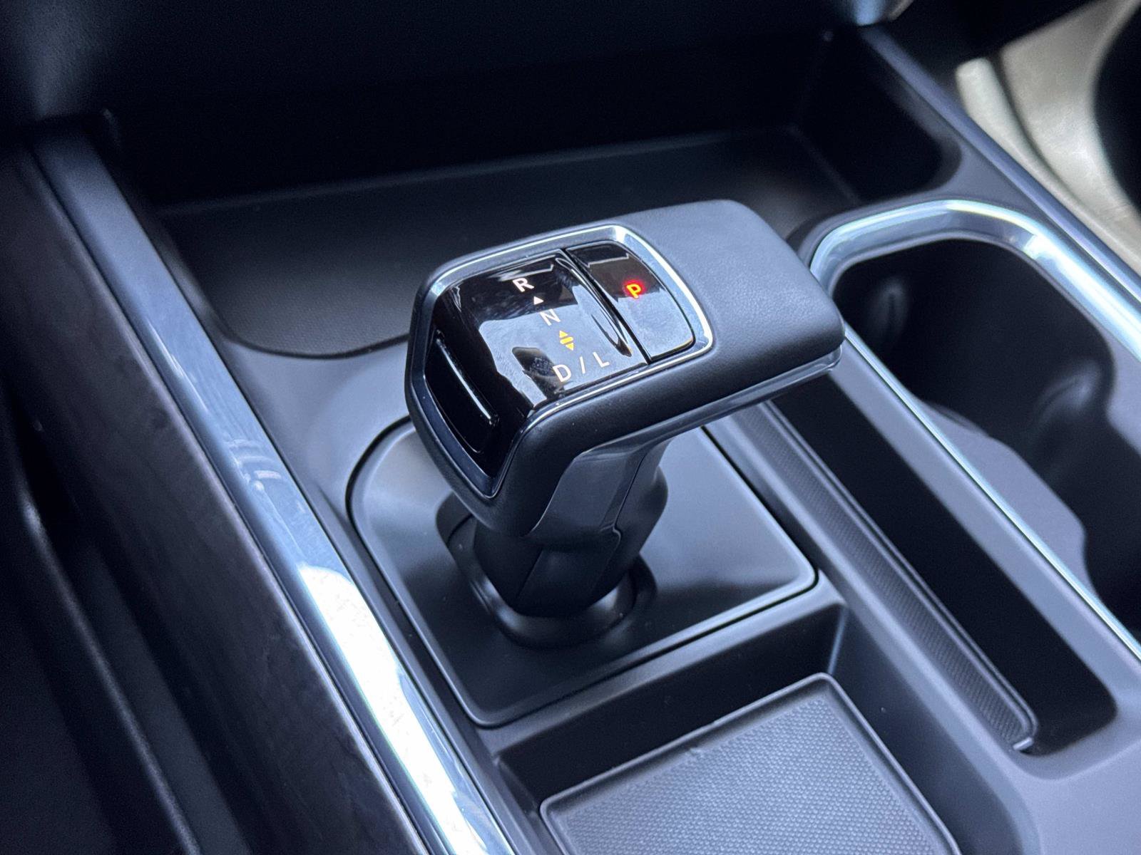 Used 2023 Chevrolet Silverado 1500 LTZ AWD/4WD image 17
