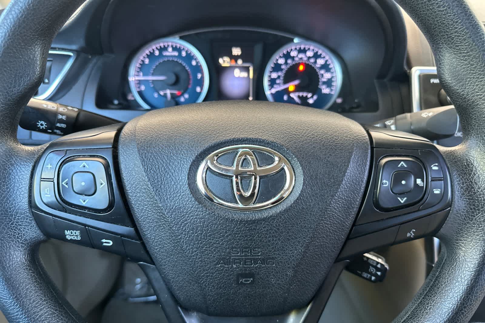 Used 2017 Toyota Camry LE FWD image 23