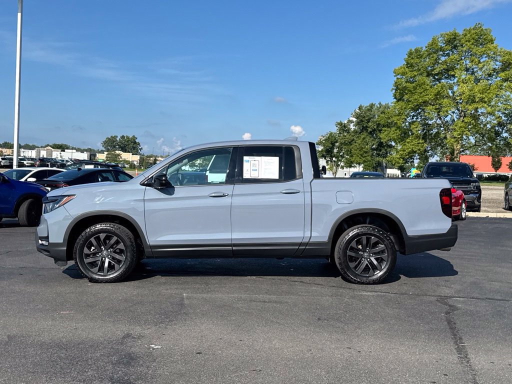 Used 2023 Honda Ridgeline Sport image 4