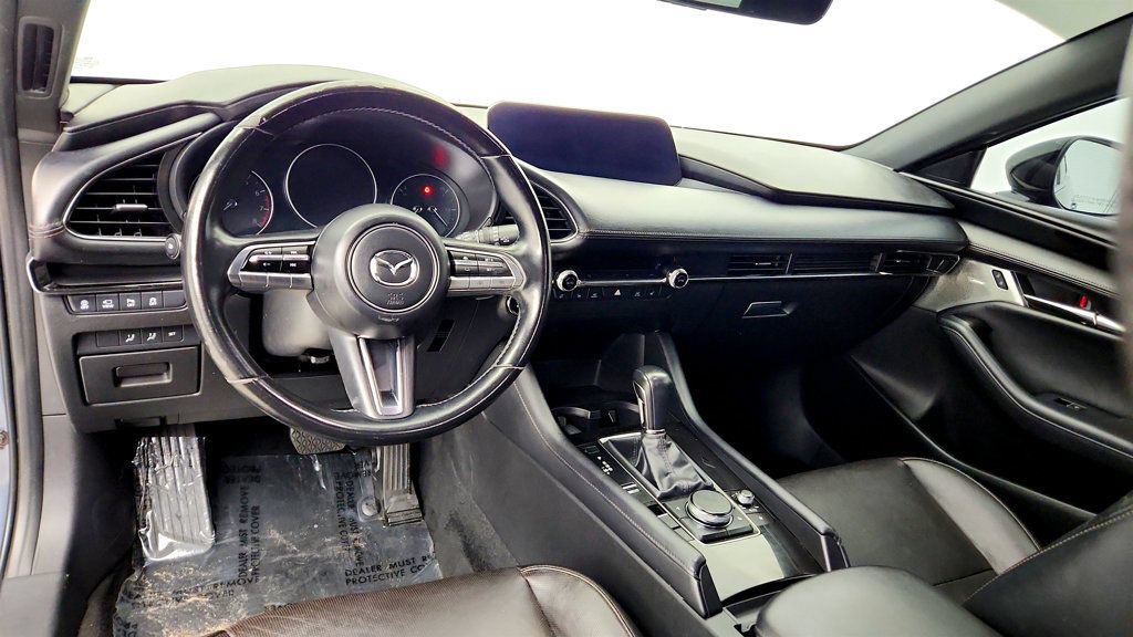 Used 2023 MAZDA MAZDA3 Hatchback w/Premium Plus Pkg AWD/4WD image 12