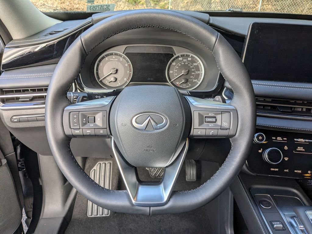 Used 2025 INFINITI QX60 Pure image 15