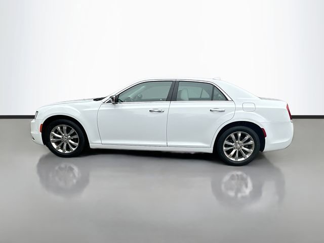 Used 2018 Chrysler 300 Limited w/ Safetytec Plus Group image 9