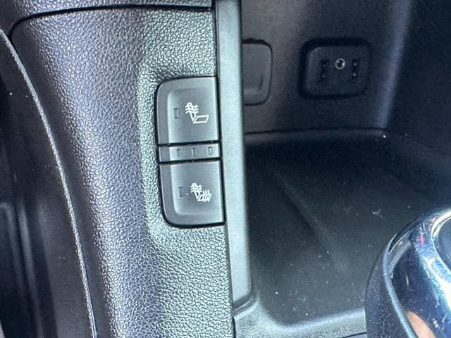 Used 2019 GMC Acadia SLT FWD image 23