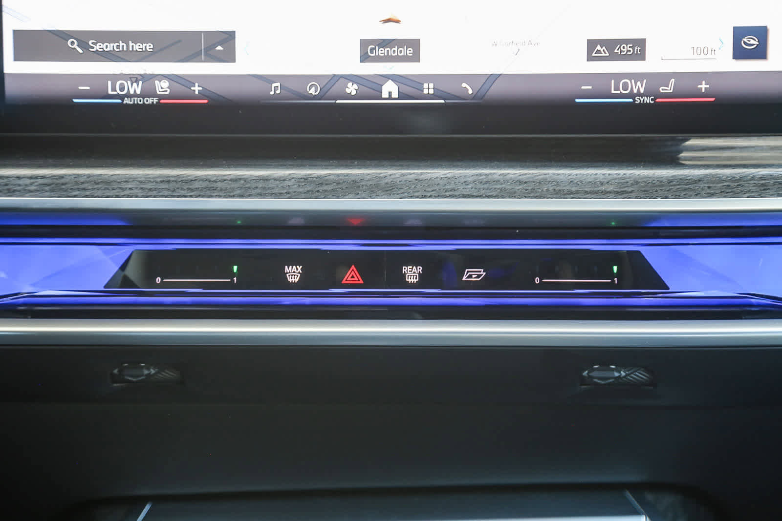 Used 2026 BMW 750e xDrive w/ Premium Package image 10