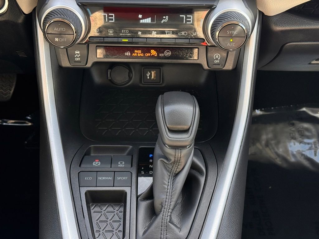Used 2024 Toyota RAV4 XLE image 21