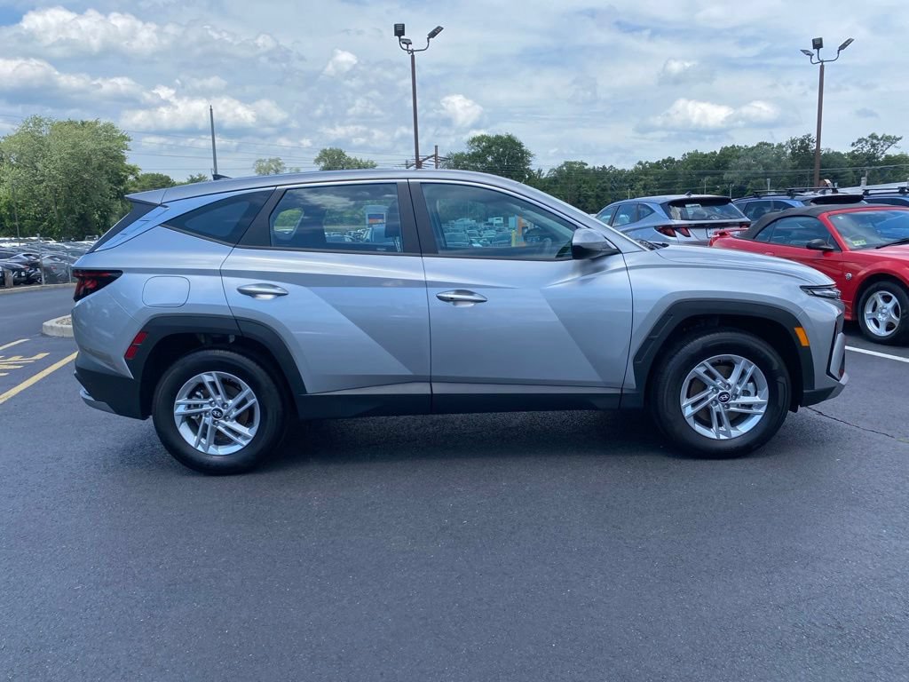 New 2026 Hyundai Tucson SE AWD/4WD image 2