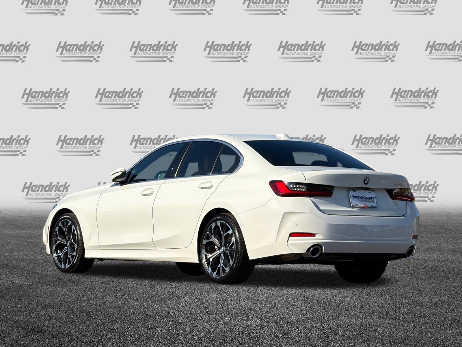 Used 2025 BMW 330i Sedan w/ Premium Package image 7
