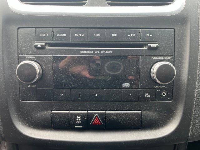 Used 2013 Dodge Avenger SE FWD image 18