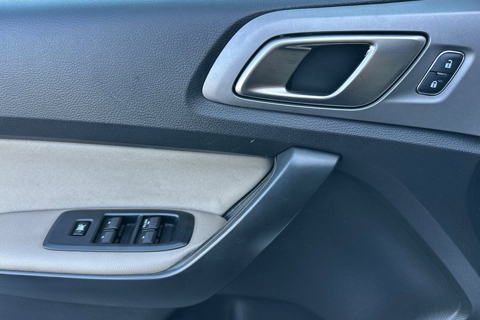 Used 2021 Ford Ranger XLT w/ Trailer Tow Package image 11