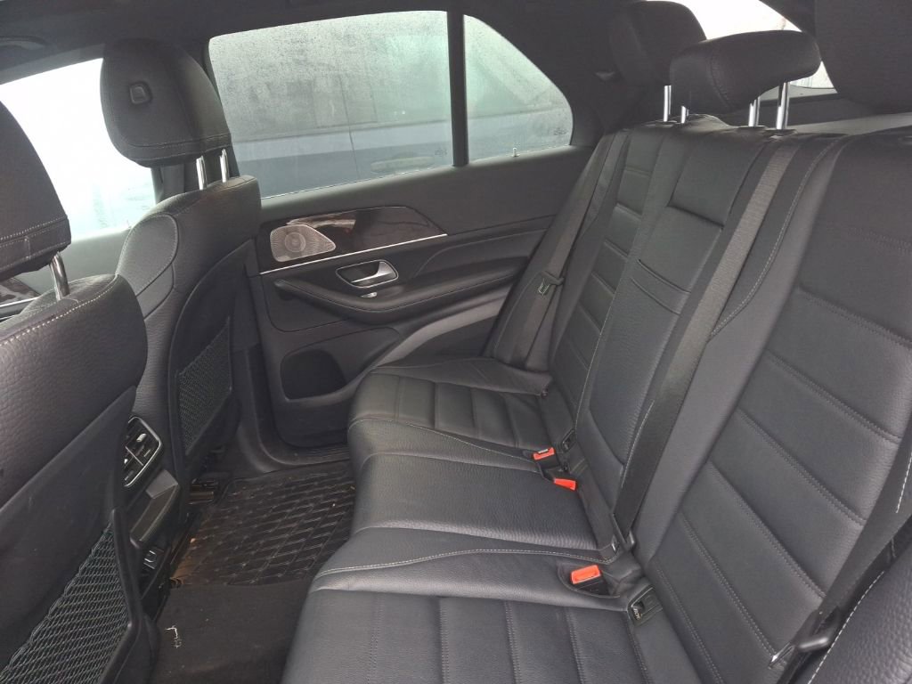 Used 2022 Mercedes-Benz GLE 450 4MATIC image 10