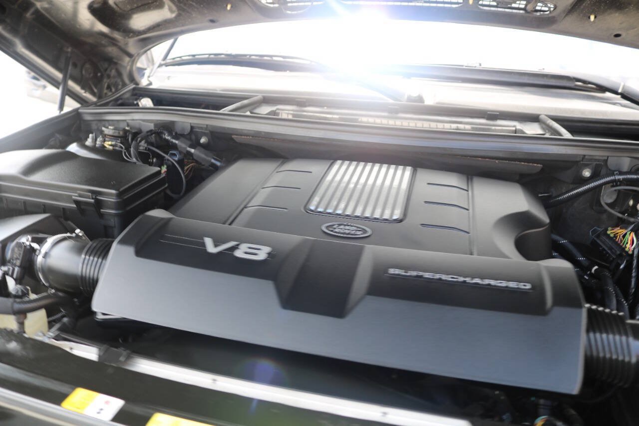 Used 2012 Land Rover Range Rover Supercharged AWD/4WD image 17