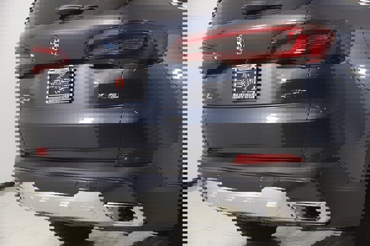 Used 2022 BMW X5 xDrive45e AWD/4WD image 53