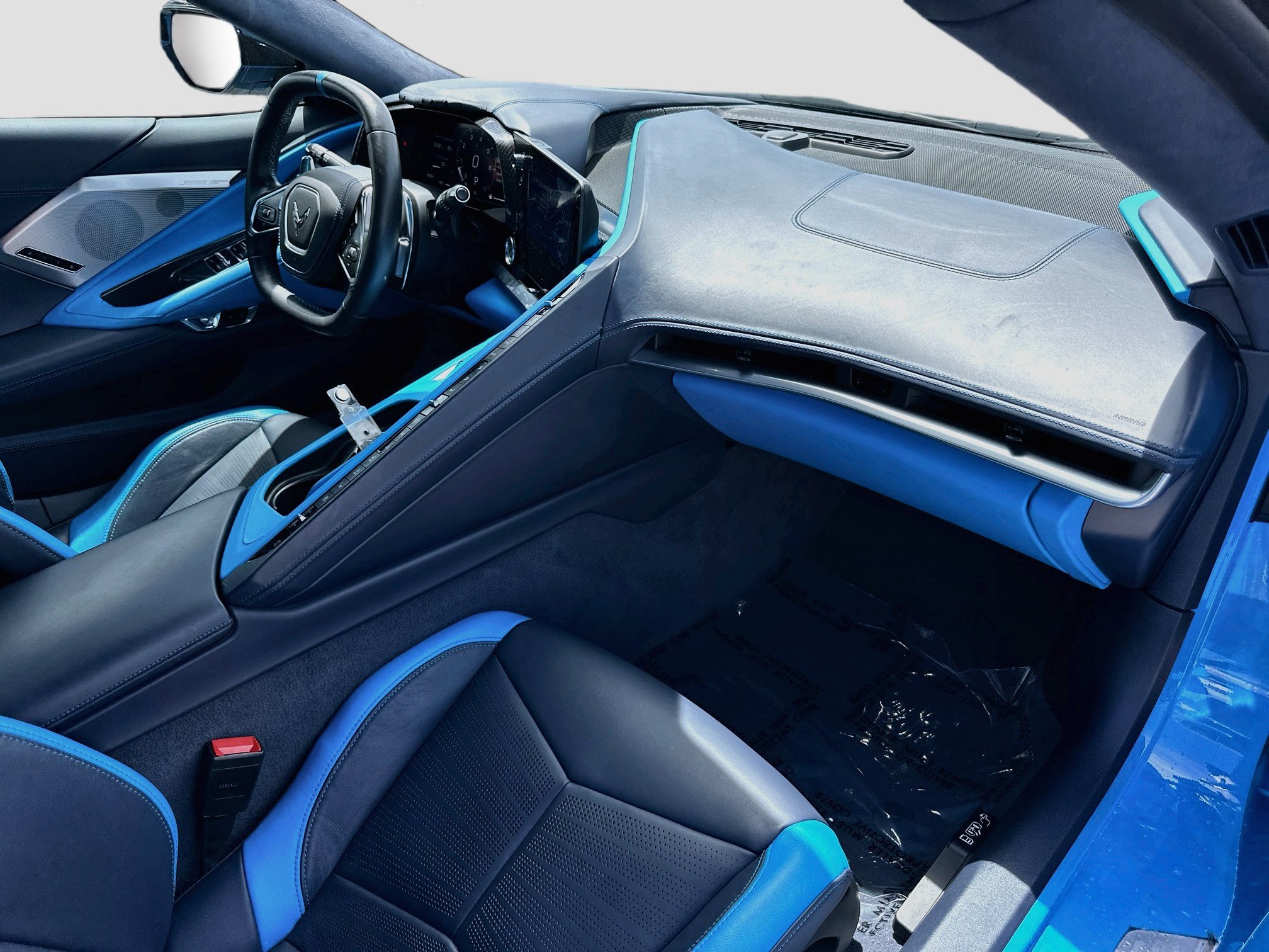 Used 2021 Chevrolet Corvette Stingray Premium Conv w/ Z51 Performance Package RWD image 24